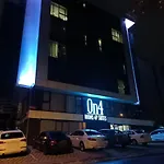 On4 Rooms & Suites