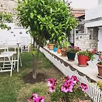 Demir Alacati Otel