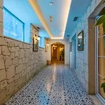 Avlu Alacati Boutique Hotel