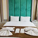 Reyyan Hotel