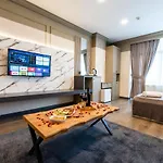 Arena Luxury Suites Hotel