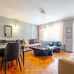 Lovely Flat Near Popular Attractions In Kadikoy