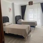 Kasuestue Sehrinaz Evleri