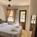 Nek House Zeytin
