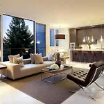 Besiktas Luxury Townhouse Sauna Pool Gym Security