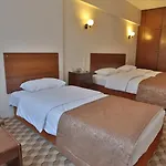 Hosta Otel