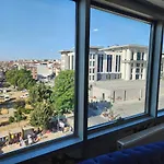 Lara Suit Residence Hotel