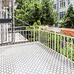 Studio Flat W Balcony Near Moda Shore In Kadikoy