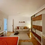 Serdar Home