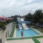Karasu Hotel
