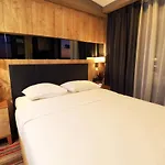 Vakfikebir Oteli