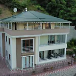 September'S Villa