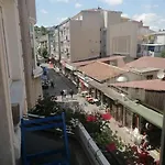 Bright, Peaceful House In Balat