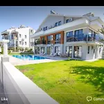 Aliya'S Golden Spacious 3 Bed Apartment