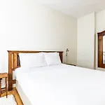 Elegant Flat W Terrace 15 Min To Galata Tower