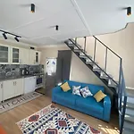 Denize 5 Dakika Ve Doga Evi