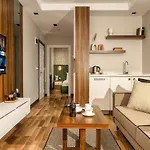 La Mia Suites