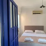 Deka Apartments