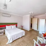Abelia Otel