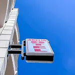 Abelia Otel