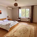 Bogaz Ve Koeprue Manzarali, Bahceli Muestakil Ev
