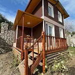 Denessa Houses