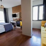 Rodis Hotel