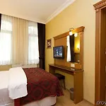 Adonis Palace Hotel