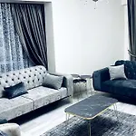 2+1 Luxury Flat , 5 Beds , Near All Services
