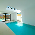 Villa Neo With 2 Private Pools, Bbq, Jacuzzi And Sauna