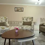 Defne Gold Suite Hotel