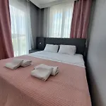 5 Mins To Airport Private Villa Room