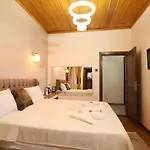 Royal Gur Hotel