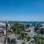 Penthouse: View & Retractable Roof