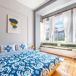 Historical Apt. With Galata Sea View/Turkish Hamam
