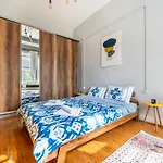 Historical Apt. With Galata Sea View/Turkish Hamam