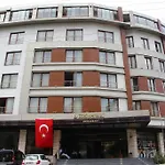 Grand Bogazici Hotel