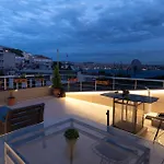 Luxury Flat W/Exceptional Terrace & Bosphrous View