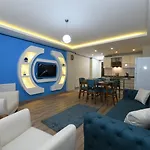 Uzay Suite 1