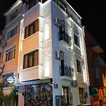 Whitemoon Hotel Suites Taksim