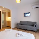 Mayer Tomtom Park Suites