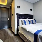 Sand Door Hotel