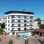 Ceneviz Suit Hotel