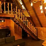 Eloi Suit Bungalov