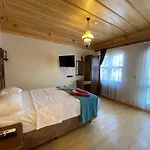 Antique Pearl Hotel
