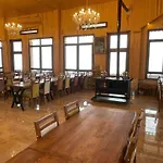 Avulot Mountain Resort Hotel