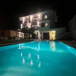 White Suites Icmeler