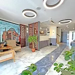 Askadar May Otel