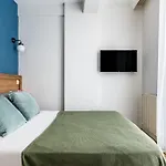Flat W Backyard 10 Min To Taksim And Citys Mall