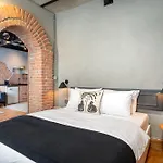 Urban Quarters - Bueklue Han